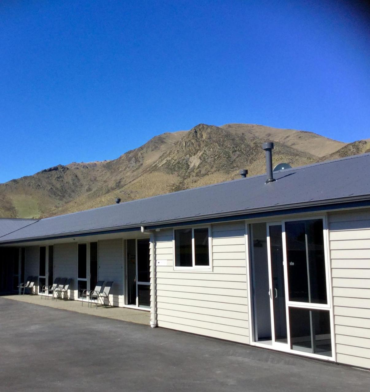 Bigsky Motels Omarama Bagian luar foto