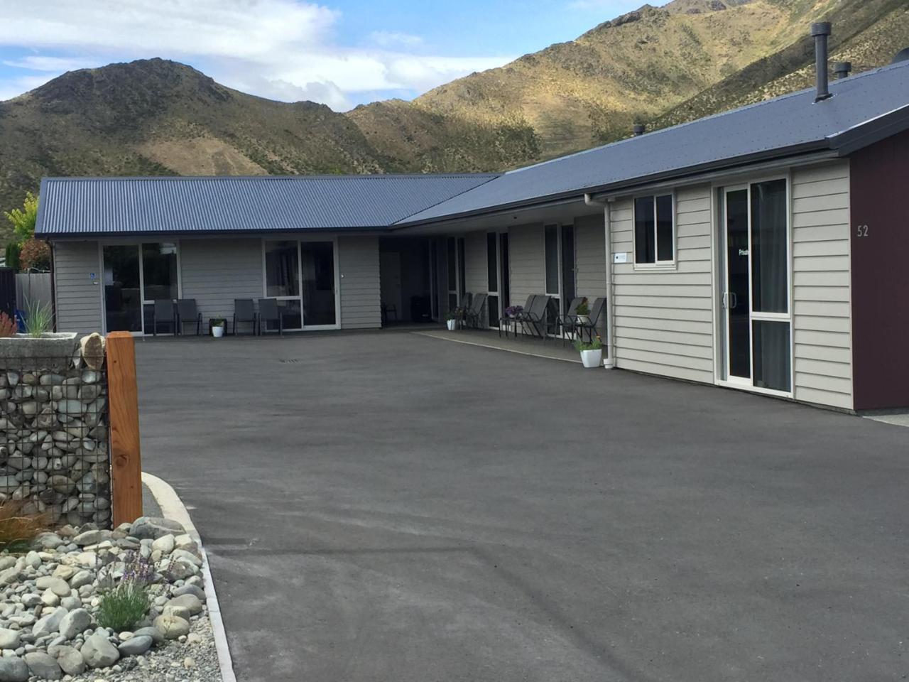 Bigsky Motels Omarama Bagian luar foto