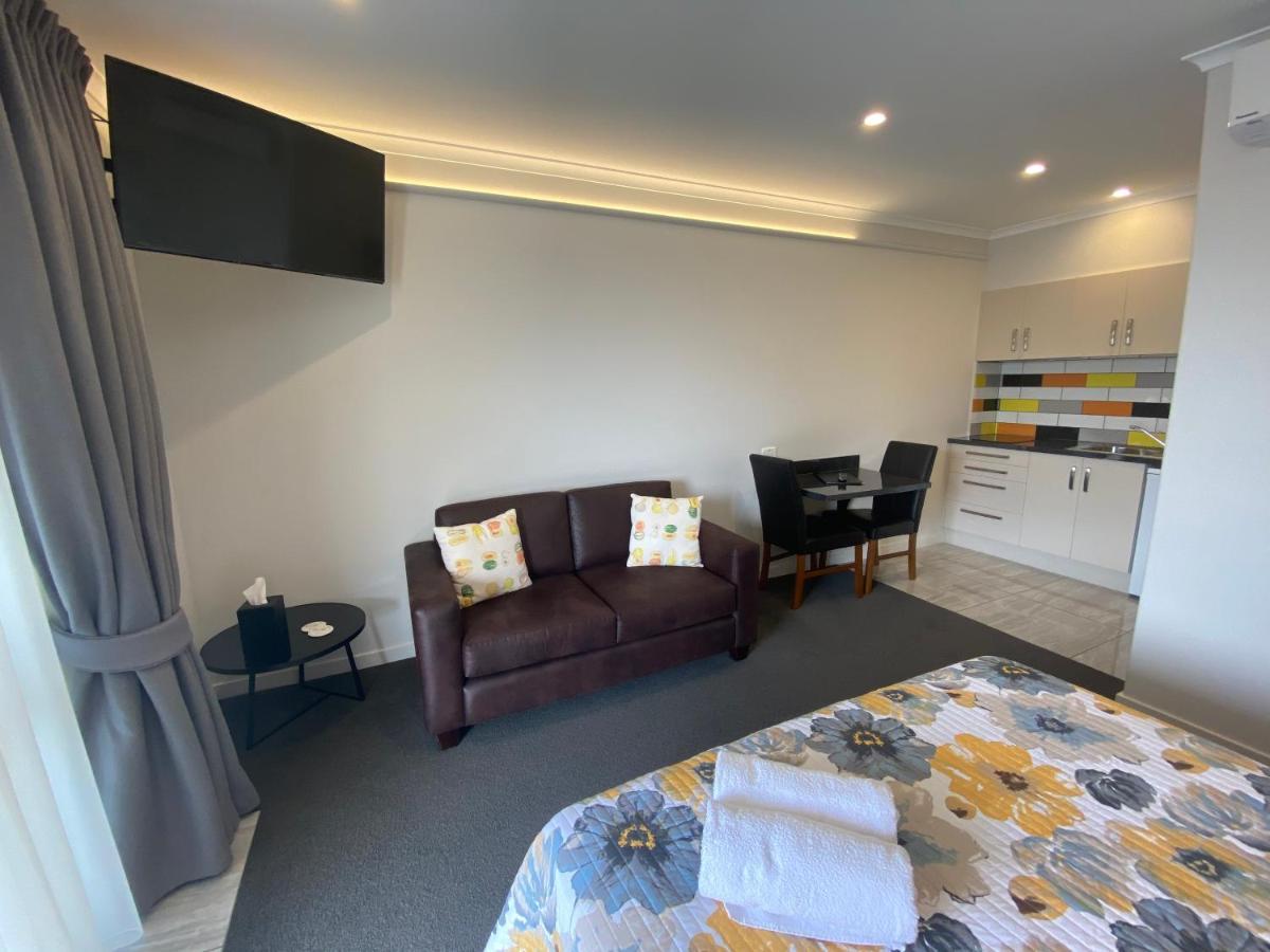 Bigsky Motels Omarama Bagian luar foto